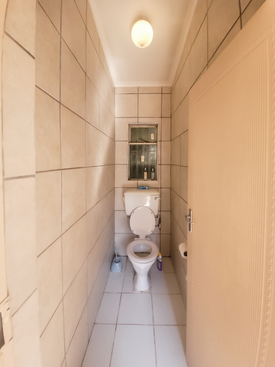 8 Bedroom Property for Sale in Die Bult North West